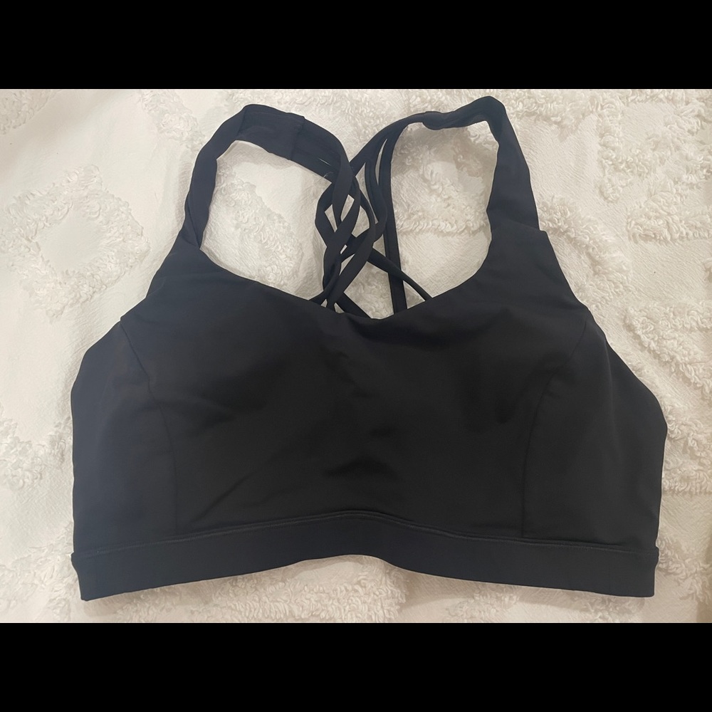 Lululemon Free To Be Serene Bra
